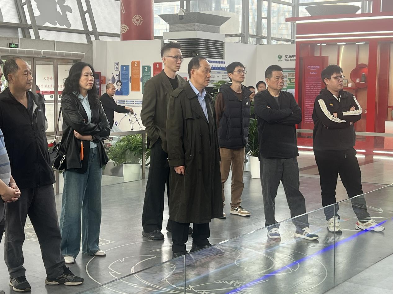 借鉴义乌经验，推动创新发展